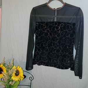 137- Jessica Howard Evenings Top Black, velvet & mesh, scoop neck